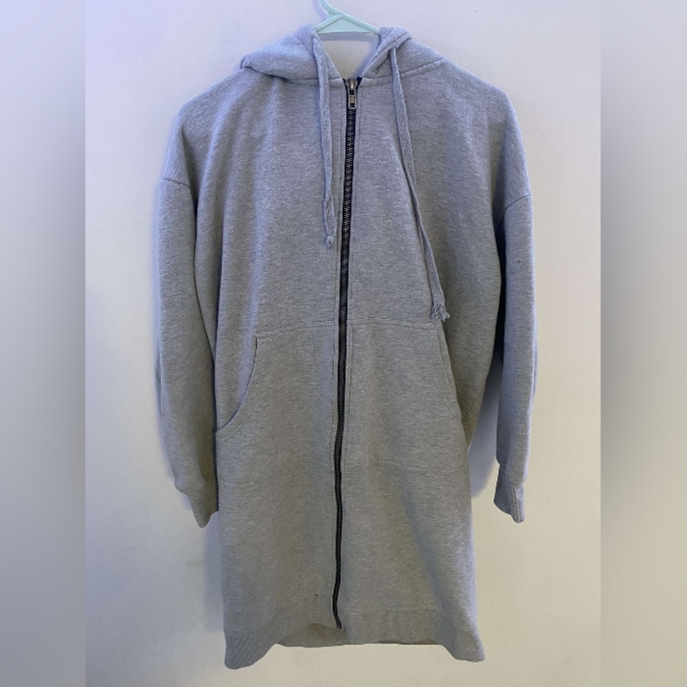 A giant jacket that is a medium, they just designed it to look like a robe.
